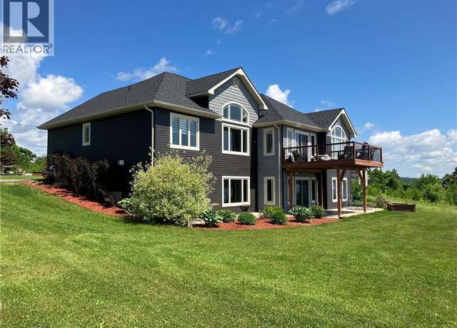 Property at 2784 King George Hwy, Miramichi, NB E1V 6Z5, 5 beds, 3.5 baths