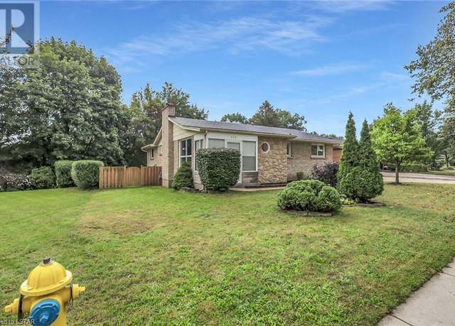 Photo of 250 GRAND VIEW Ave, London, ON N6K 2S9