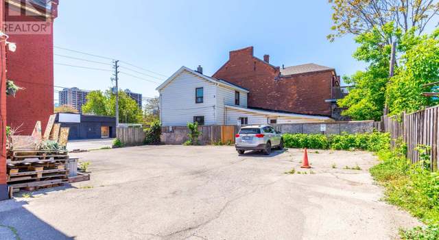 Photo of 267 Catharine St North, Hamilton (beasley), ON L8L 4T4