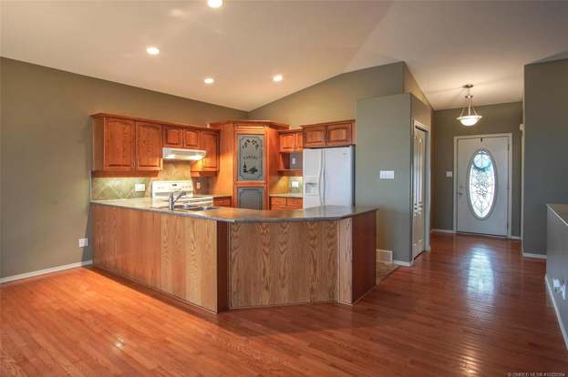 used kitchen cabinets vernon bc 1204 mt fosthall dr bc ca v1b 2n4 used kitchen cabinets vernon bc 1204 mt fosthall dr bc ca v1b 2n4