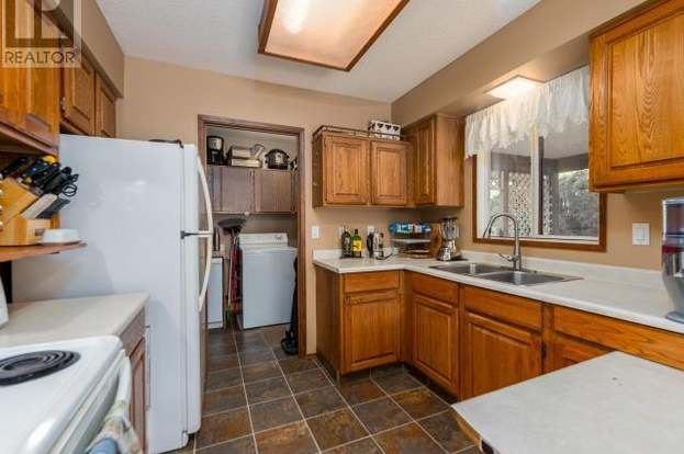 used kitchen cabinets for sale kamloops bc 2620 thompson drive dr bc ca v2c 4l4 used kitchen cabinets for sale kamloops bc 2620 thompson drive dr bc ca v2c 4l4