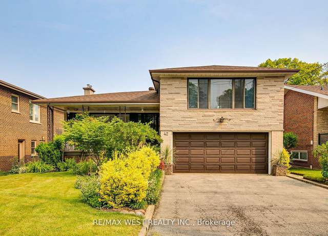Photo of 42 Comay Rd, Toronto, ON M6M 2L1