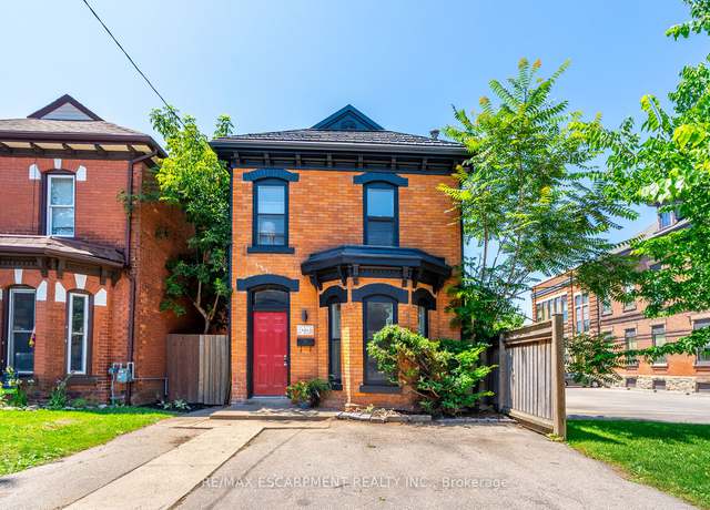 Photo of 251 West Ave N, Hamilton, ON L8L 5C8