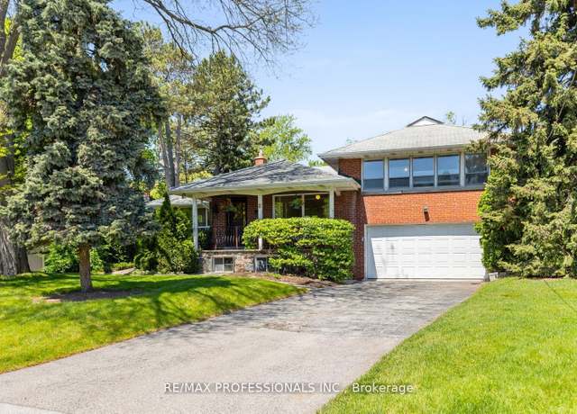 Property at 8 Glendarling Rd, Toronto W08, ON M9A 4G2, 4 beds, 4 baths