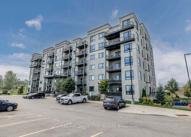 Photo of 299 Cundles Rd E #402, Barrie, ON L4M 0K9