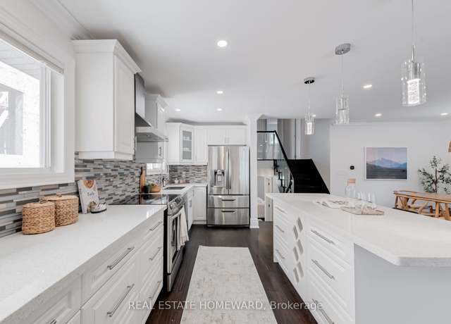 Property at 3237 Havenwood Dr, Mississauga, ON L4X 2M2, 6 beds, 4 baths