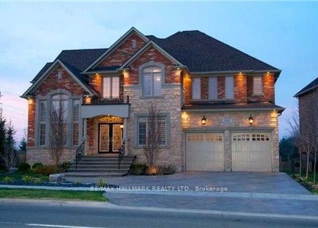 Property at 2485 Meadowridge Dr, Oakville, ON L6H 7R4, 5 beds, 5 baths