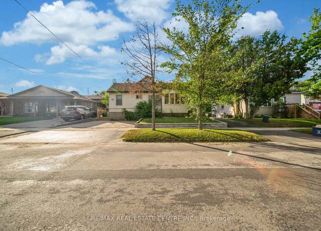 Photo of 58 Fifth Ave, Kitchener, ON N2C 1P4