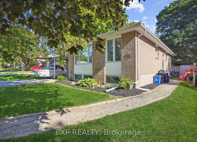 Photo of 43 Queen St, Barrie, ON L4M 1Y9