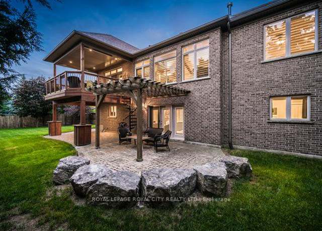 Photo of 42 Lorna Dr, Guelph, ON N1G 0A4