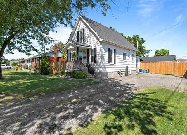 Photo of 21 Cambridge Ave, St. Catharines, ON L2P 1W6