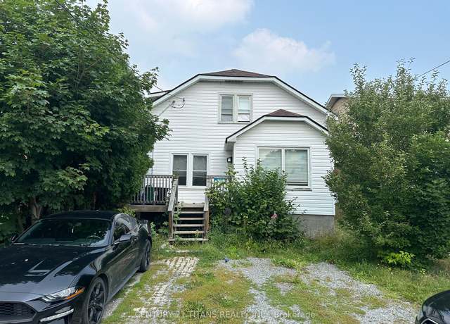Photo of 30 Clemow Ave, Greater Sudbury, ON P3C 3H1