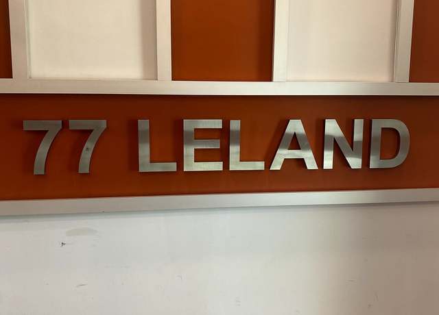 Photo of 77 Leland St #408, Hamilton, ON L8S 3A1