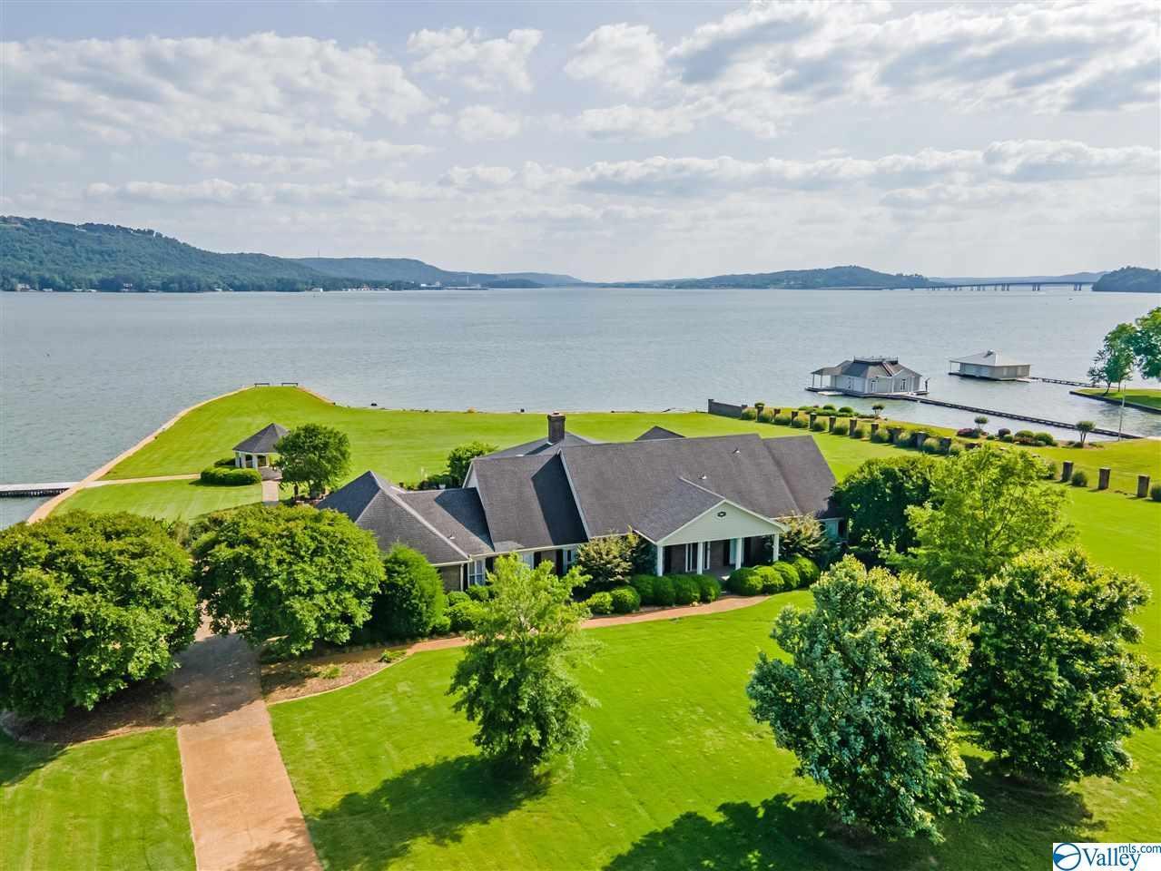 1190 Buck Island Dr, Guntersville, AL 35976 MLS 1781755 Redfin