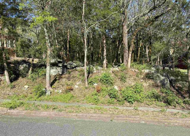 Property at 7704 Donegal Dr, Huntsville, AL 35802