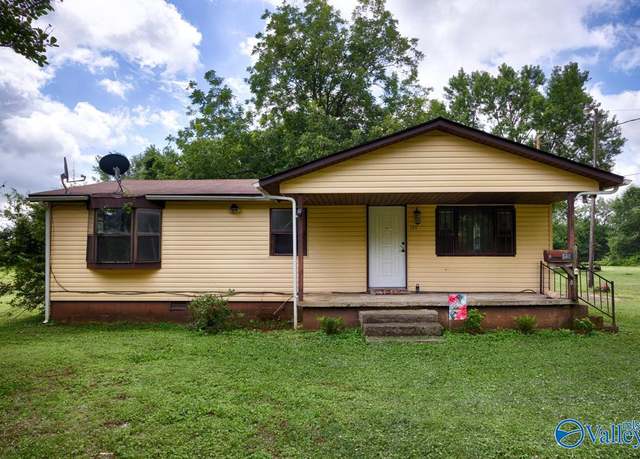 Property at 140 Stewart Rd, Toney, AL 35773, 3 beds, 2 baths