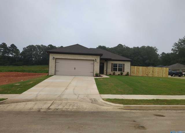 Property at 130 Jonboy Ave, New Hope, AL 35760, 3 beds, 2 baths