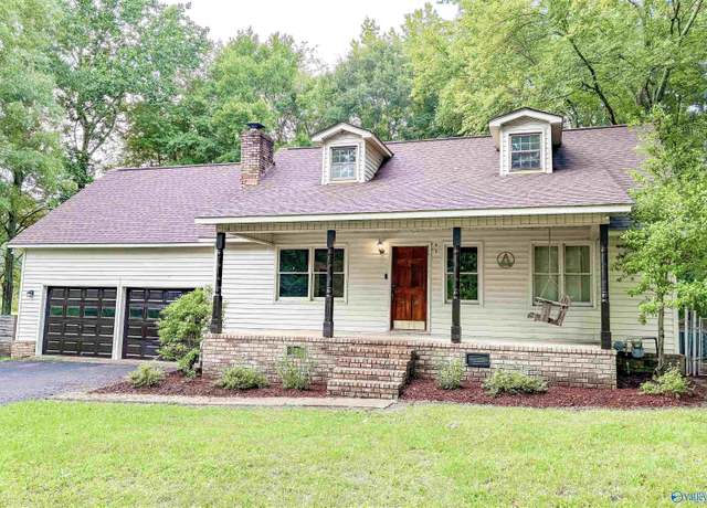 Property at 1341 Maple Ln NE, Arab, AL 35016, 4 beds, 2 baths