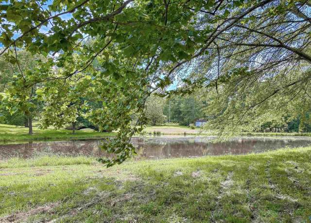 Property at 1341 Maple Ln NE, Arab, AL 35016, 4 beds, 2 baths