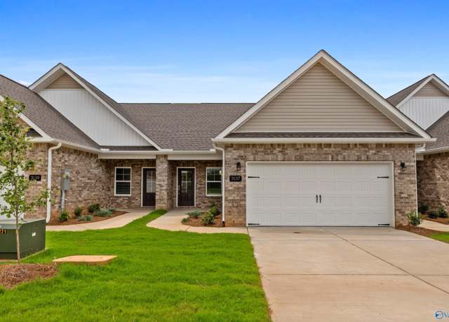 Property at 3137 Lea Ln SE, Decatur, AL 35603, 2 beds, 2 baths