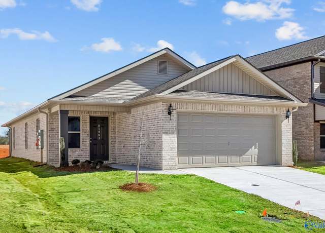 Property at 27961 Chalmers Cir, Harvest, AL 35749, 3 beds, 2 baths