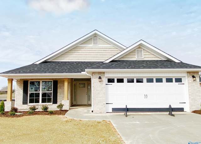 Property at 125 Sidney Ruth Dr, New Market, AL 35761, 4 beds, 2 baths