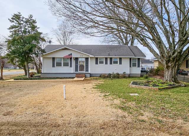 Property at 414 Morningview St, Athens, AL 35611, 3 beds, 3 baths