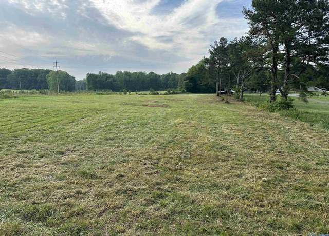 Property at 14709 Elk River Mills Rd, Athens, AL 35614