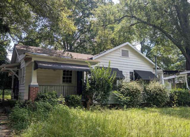 Property at 419 Lapsley Ave, Anniston, AL 36207, 3 beds, 2 baths