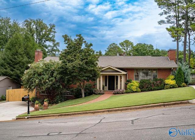 Property at 1411 Dale Cir SE, Huntsville, AL 35801, 4 beds, 3 baths