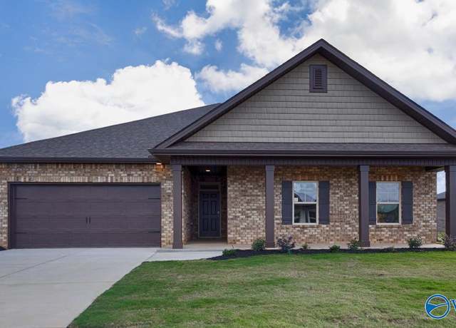 Property at 172 Foundry St, Huntsville, AL 35811, 4 beds, 3.5 baths