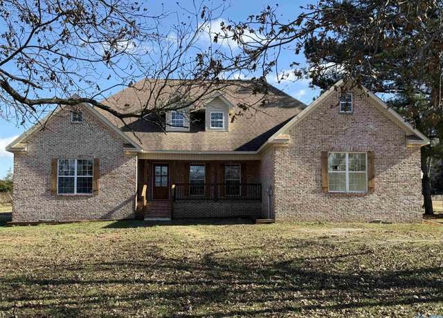 Property at 107 Lower Dry Creek Rd, Laceys Spring, AL 35754, 5 beds, 3 baths