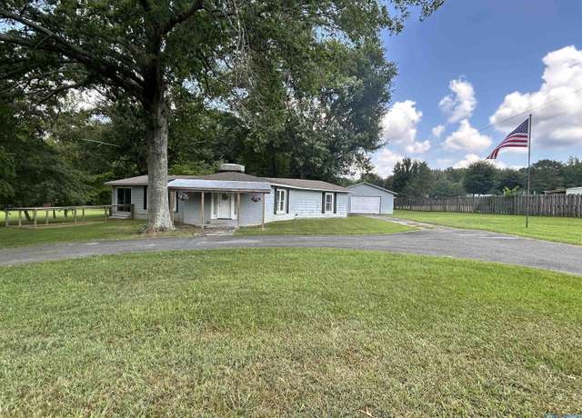 Property at 723 Waddell Rd SW, Hartselle, AL 35640, 3 beds, 2 baths