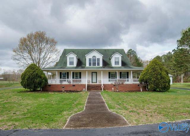 Property at 735 County Road 11, Scottsboro, AL 35768, 4 beds, 3.5 baths