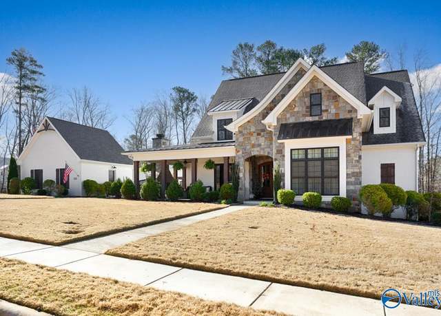 Property at 112 Bishop Bend Dr, Huntsville, AL 35806, 4 beds, 5.5 baths