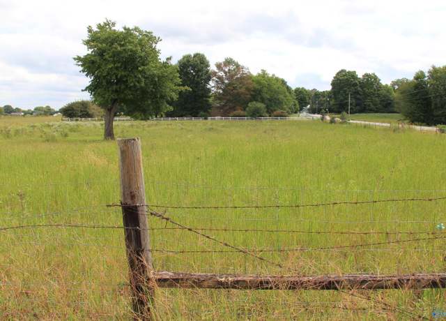Property at 1755 Charity Ln, Hazel Green, AL 35750