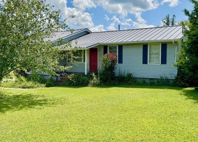 Property at 45 Patterson St, Moulton, AL 35650, 3 beds, 2 baths