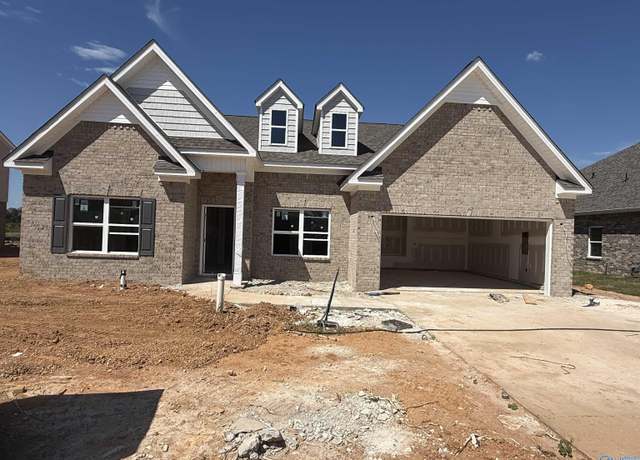 Property at 13725 Hickory Brook Rd, Athens, AL 35611, 3 beds, 3 baths