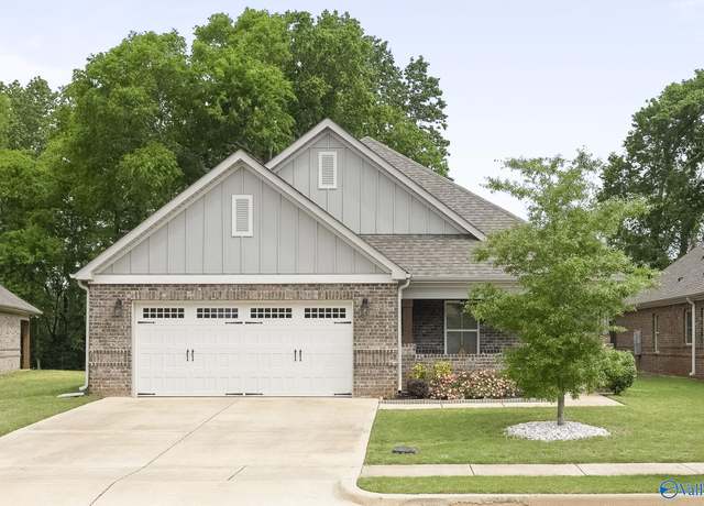 Property at 15475 Ironcrest Dr, Harvest, AL 35749, 4 beds, 2.5 baths