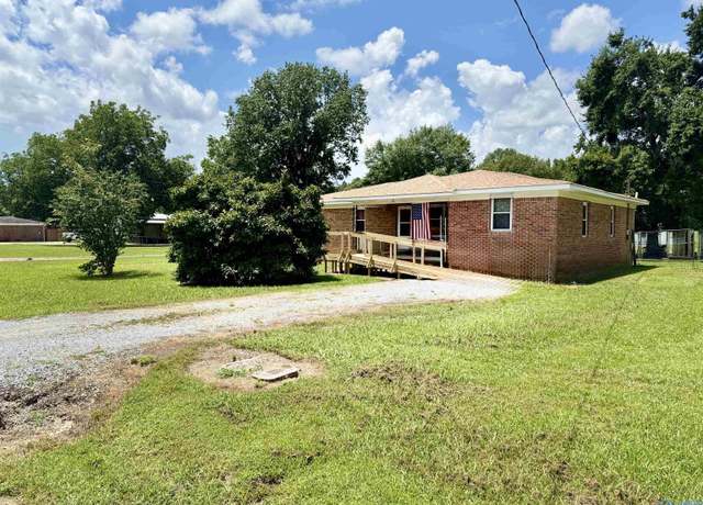 Property at 156 Sam Maples Rd, New Hope, AL 35760, 3 beds, 2 baths