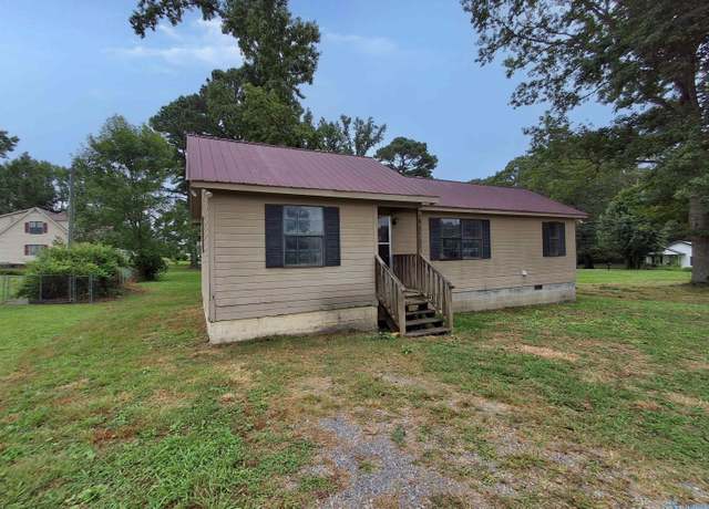 Property at 520 7th Ave SW, Arab, AL 35016, 2 beds, 1 bath