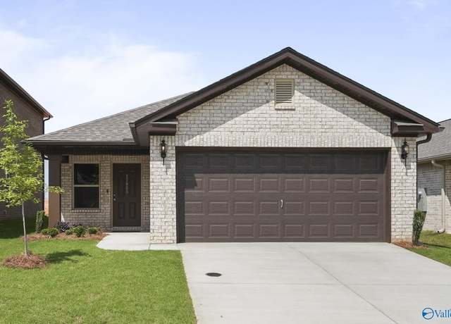Property at 27955 Chalmers Cir, Harvest, AL 35749, 3 beds, 2 baths