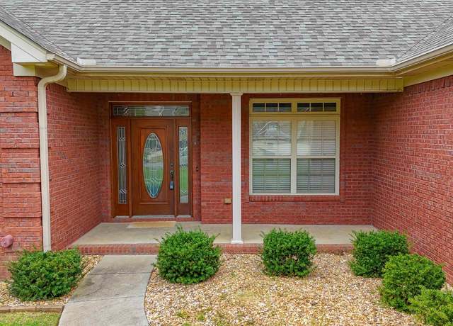 Property at 46 Emory Dr SW, Decatur, AL 35603, 4 beds, 2.5 baths