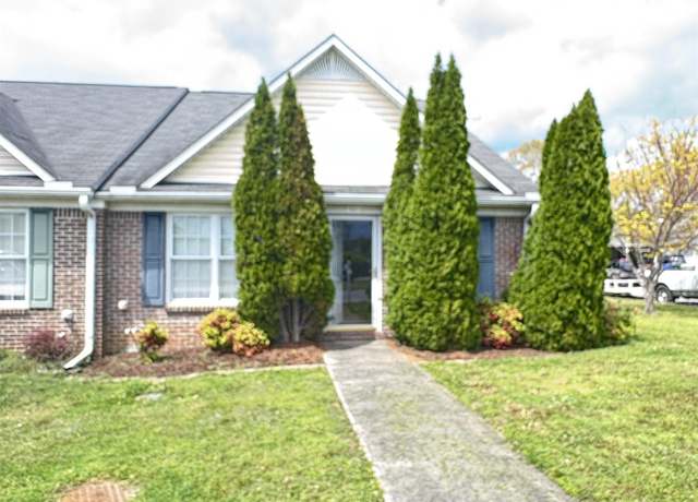 Property at 501 College St NW, Hartselle, AL 35640, 2 beds, 2 baths