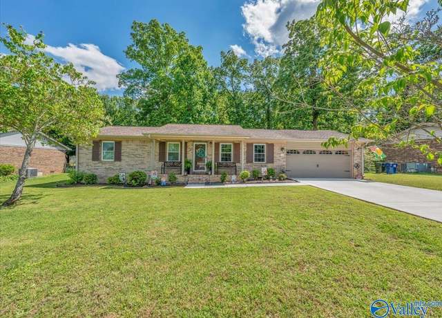 Property at 110 Laurel Oak Rd, Huntsville, AL 35811, 3 beds, 2 baths