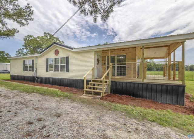 Property at 6691 Cox Gap Rd, Boaz, AL 35956, 3 beds, 2 baths