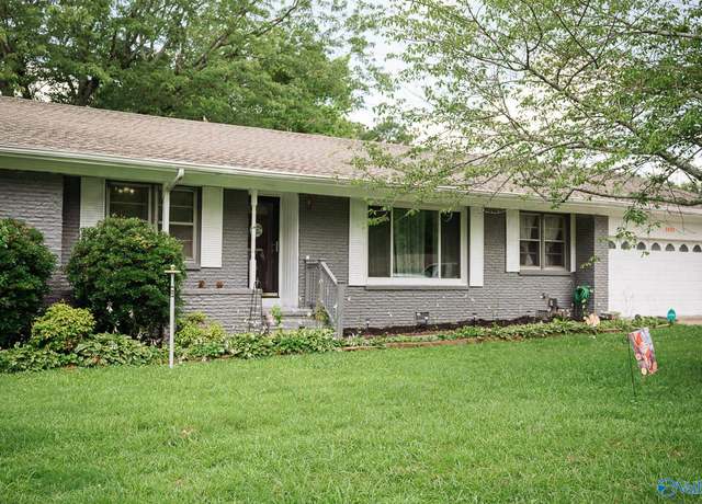 Property at 1021 NW 9th St NW, Arab, AL 35016, 3 beds, 2 baths