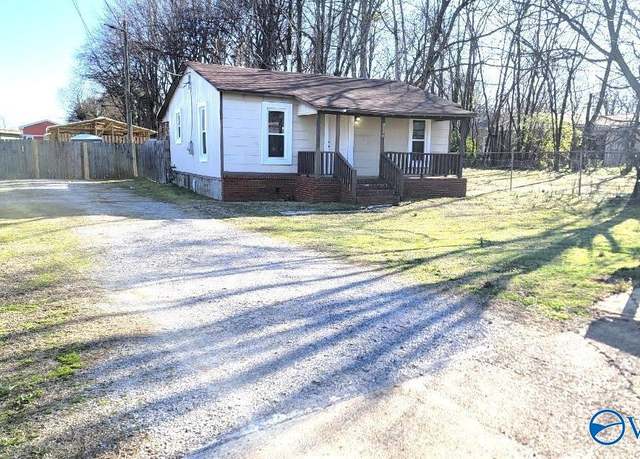 Property at 2305 Stanley Dr NW, Huntsville, AL 35816, 2 beds, 1 bath