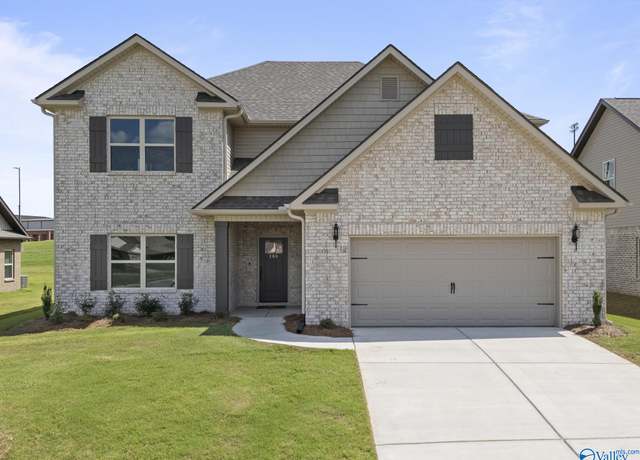 Property at 160 Saddle St, New Market, AL 35761, 4 beds, 3.5 baths