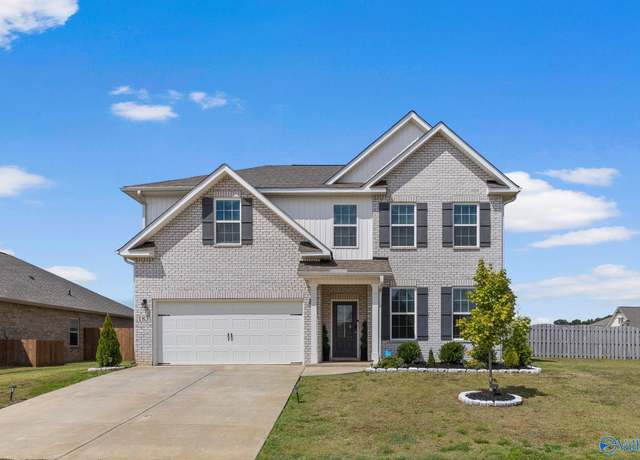 Property at 183 Beaver Brook Pl, Toney, AL 35773, 4 beds, 2.5 baths